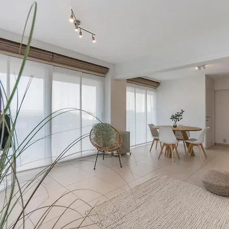 Gelijkvloers Zeedijk - Lichtrijk En Modern בלנקנברג